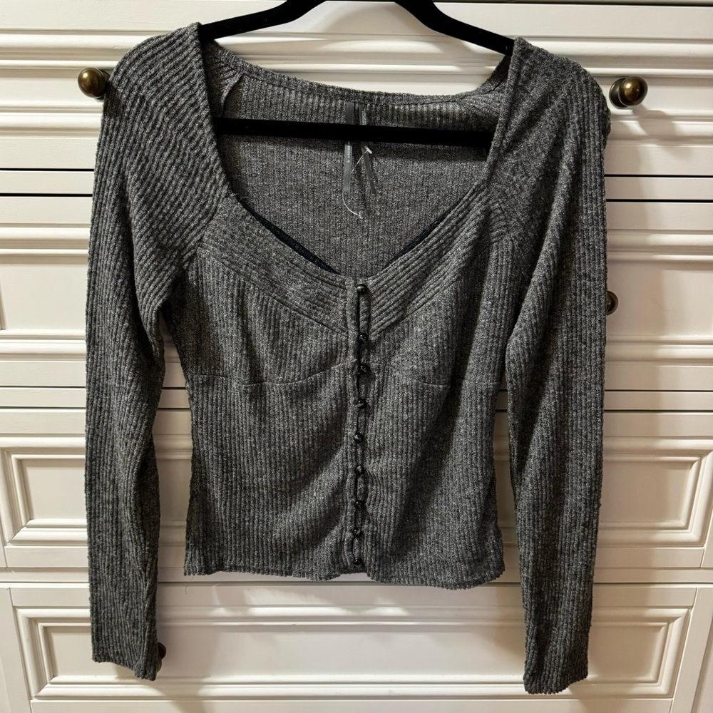 NWOT Anthropologie Grey Long Sleeve Blouse